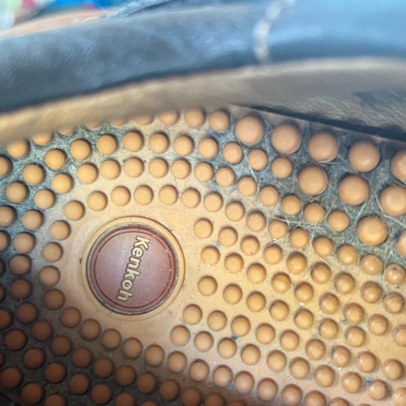 Born men’s size 10 retro lace ups black with brown stitching - Picture 7 of 9